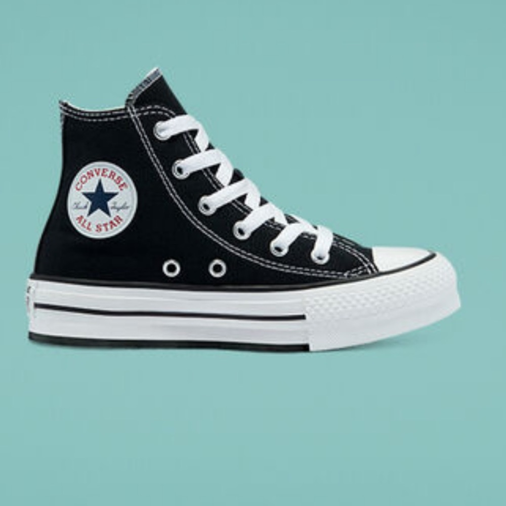 Kids converse